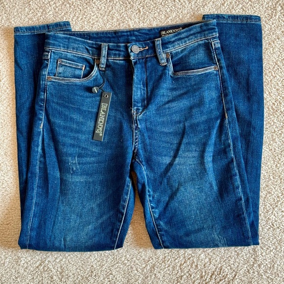 BlankNYC Mid Rise Skinny Factory Distressed Jeans NWT Size 28 MSRP $98 - Picture 1 of 7